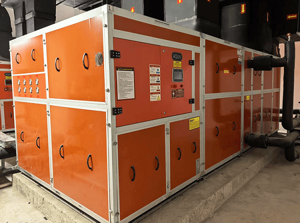 聚焦泳池設(shè)備行業(yè)30年<strong></p>
<p>泳池設(shè)備</strong>，廣州千葉打造泳池場(chǎng)館運(yùn)營(yíng)新標(biāo)桿:泳池設(shè)備