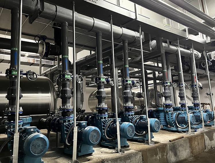 AQUA愛克專業(yè)泳池設(shè)備廠家<strong></p>
<p>泳池設(shè)備</strong>，讓每一方泳池水都安全可依:泳池設(shè)備