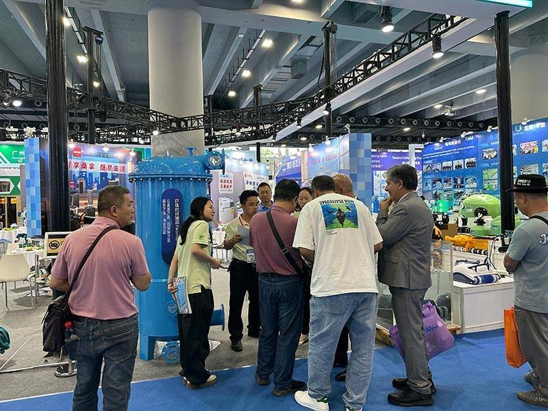 亞洲泳池SPA博覽會開幕<strong></p>
<p>泳池設(shè)備</strong>，廣州千葉攜全品類設(shè)備矩陣與新品驚艷亮相:泳池設(shè)備