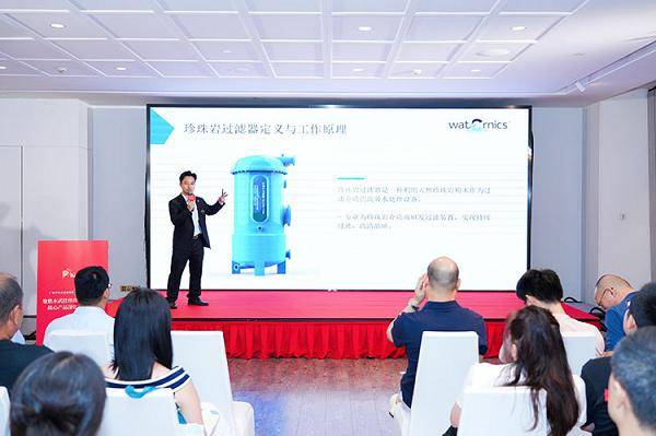 廣州千葉新品推介會(huì)圓滿舉行<strong></p>
<p>泳池設(shè)備
</strong>，深化渠道合作共拓泳池設(shè)備新藍(lán)海:泳池設(shè)備
