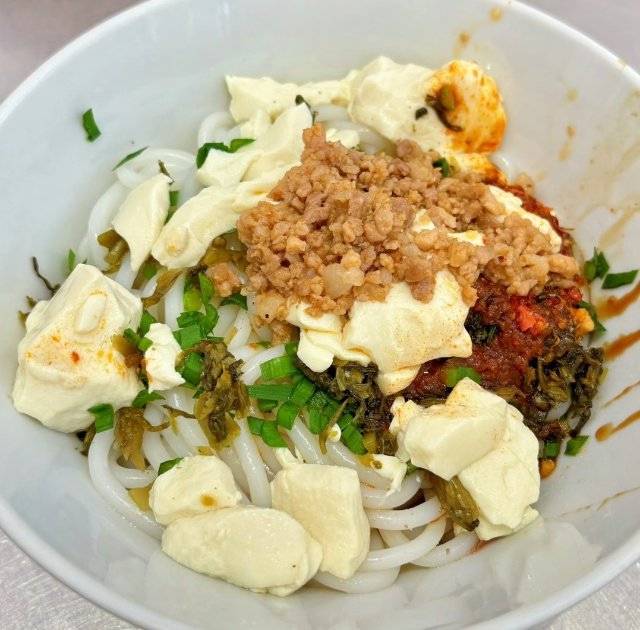 【開屏早知道】23家合格<strong></p>
<p>游泳池</strong>！昆明公示8月游泳池水質(zhì)檢測(cè)情況:游泳池